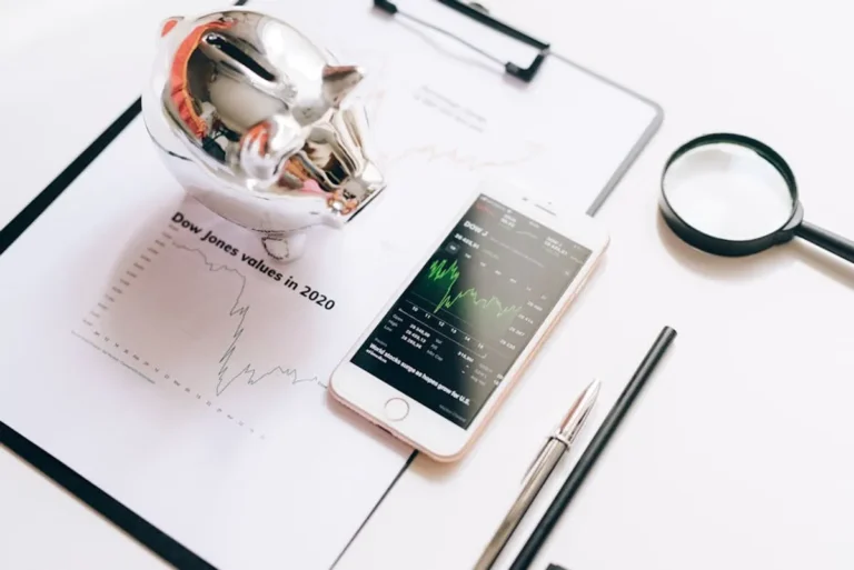 Dow Jones Index: Price, Outlook, Risks, and Market Signals