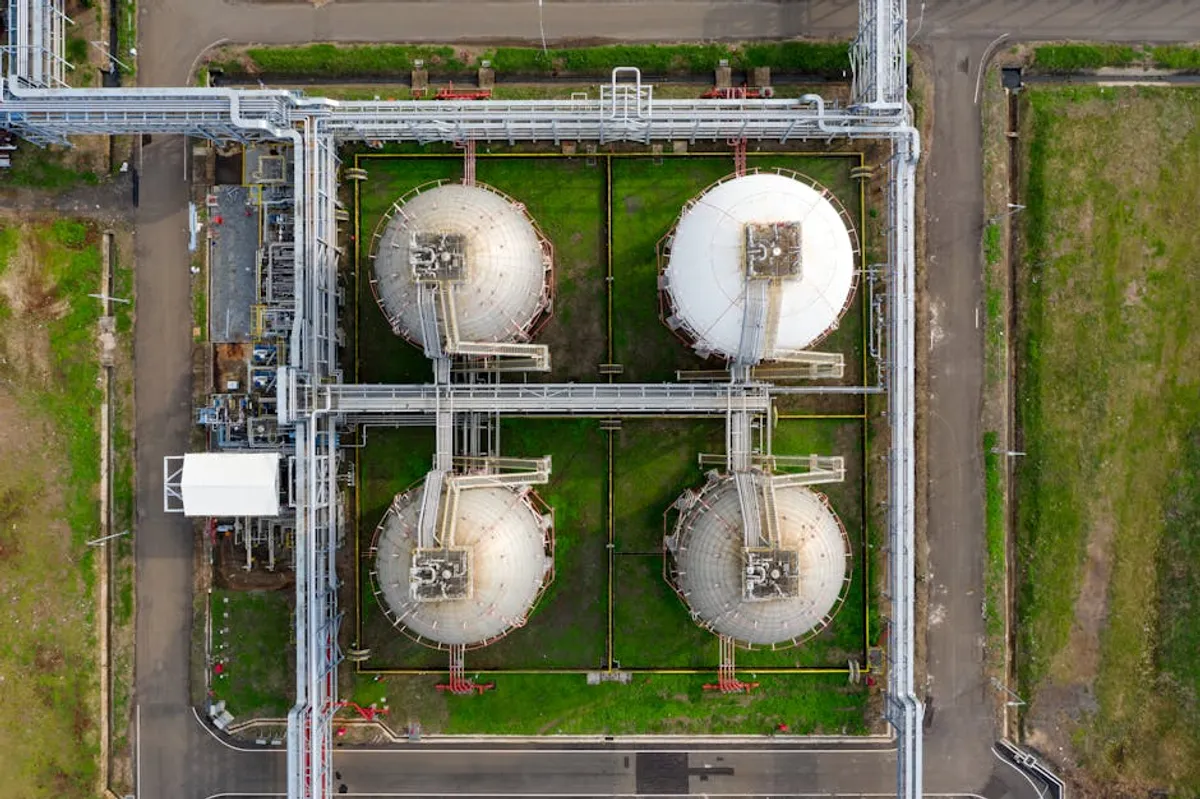 Energy Storage Explained: Batteries, Grids, and Business Use