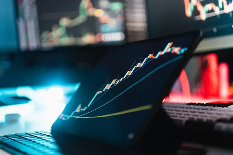 Eose Stock: Price, Outlook, Risks, and Market Signals