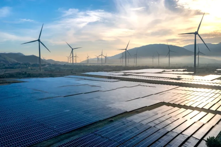 How Renewable Energy Is Changing Traditional Energy Markets